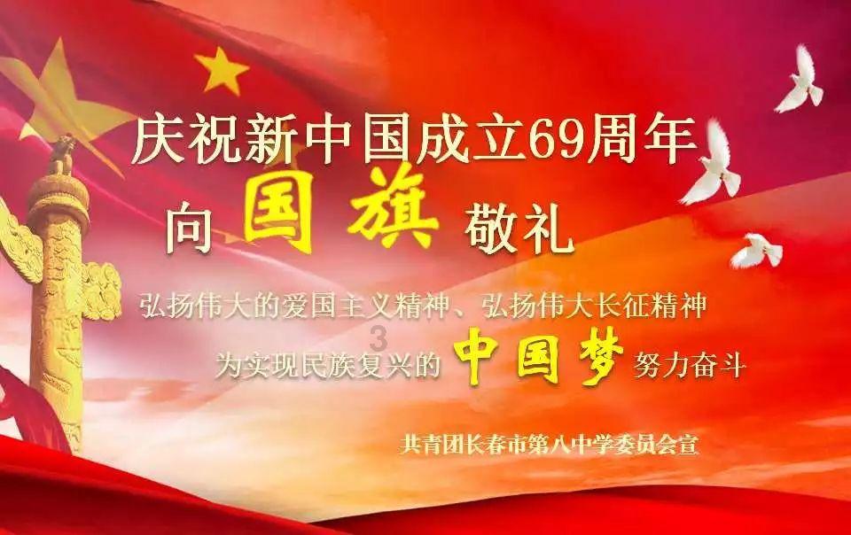 Twins香港演唱会重现侧手翻，亲密互动引全场欢呼：真的亲了吗？