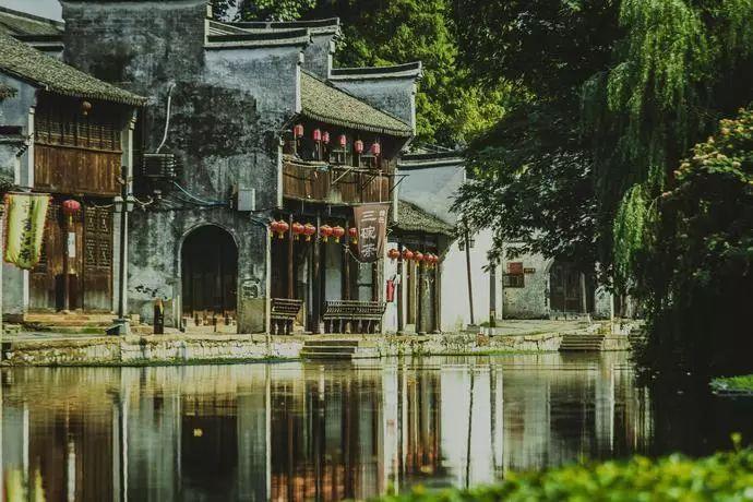 龙行大喜，杭州岳官巷内墨香飘
